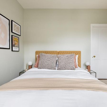 The London Bridge Escape - Stylish 2Bdr House In The Heart Of London Apartment Ngoại thất bức ảnh