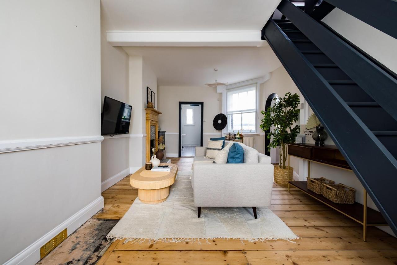 The London Bridge Escape - Stylish 2Bdr House In The Heart Of London Apartment Ngoại thất bức ảnh